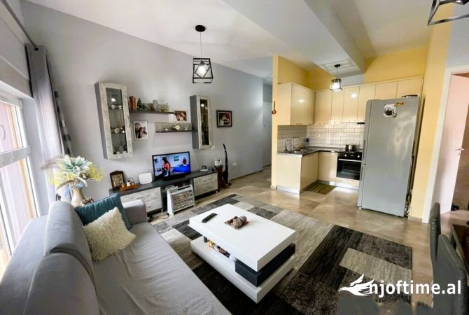 Shtepi ne shitje 1+1 ne Tirane - 112,000 Euro