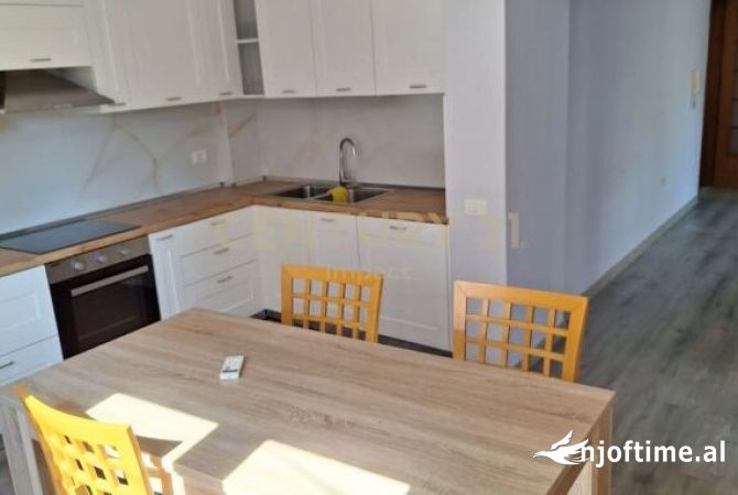 Shtepi ne shitje 2+1 ne Tirane - 210,000 Euro