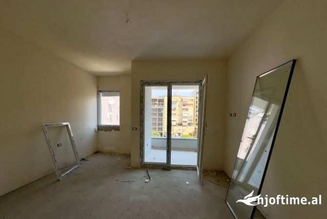 Shtepi ne shitje 1+1 ne Tirane - 189,000 Euro