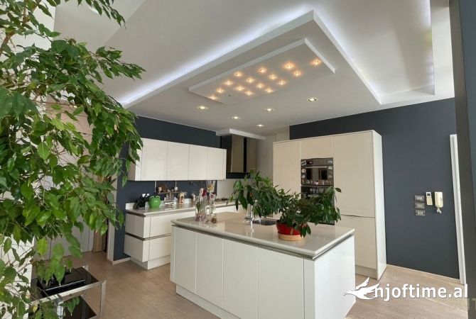 Shtepi ne shitje 2+1 ne Tirane - 350,000 Euro