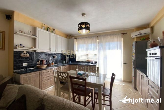 Shtepi ne shitje 2+1 ne Tirane - 165,000 Euro