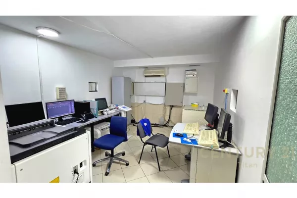 Ambient biznesi me qera 5+1 ne Tirane - 13,000 Euro