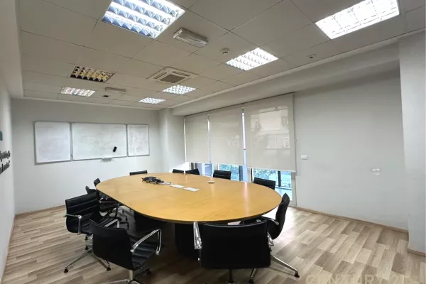 Jepet zyre me qira 356meter /2 tek Ambasador 3!