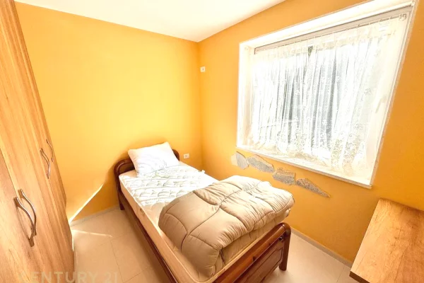 Shtepi me qera 2+1 ne Tirane - 750 Euro