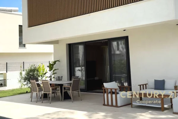 Shtepi ne shitje 4+1 ne Durres - 1,400,000 Euro