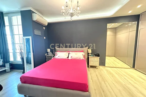 Shtepi ne shitje 2+1 ne Tirane - 220,000 Euro