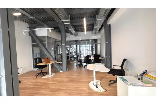 Business Property for Rent 3+1 in Tirana - 3,000 Euro