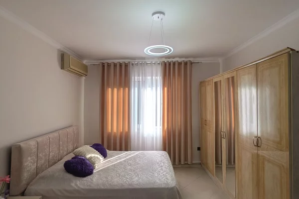 Shtepi me qera Garsoniere ne Tirane - 500 Euro