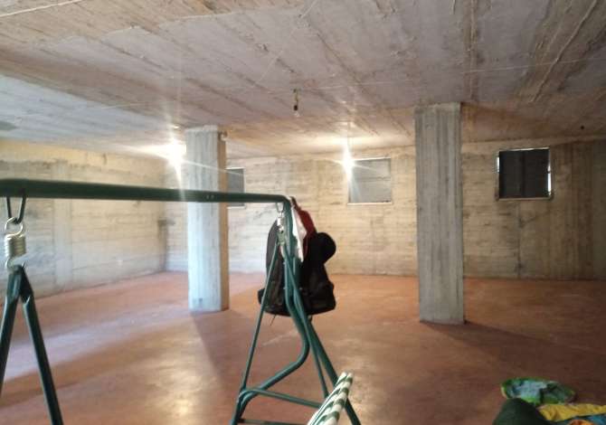 Jepet magazine me qera ne Yzberisht