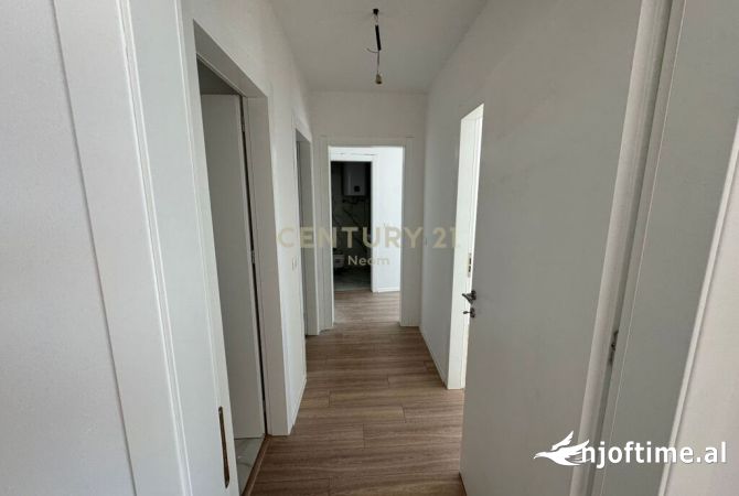 JAPIM ME QIRA ZYRE, TEK REZIDENCA LAKE VIEW, LIQENI I TIRANES !!!