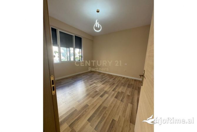 Shtepi ne shitje 2+1 ne Tirane - 125,000 Euro