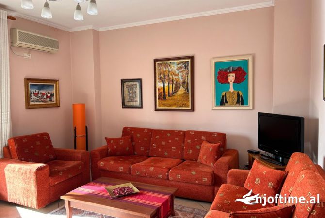 Shtepi me qera 1+1 ne Tirane - 850 Euro