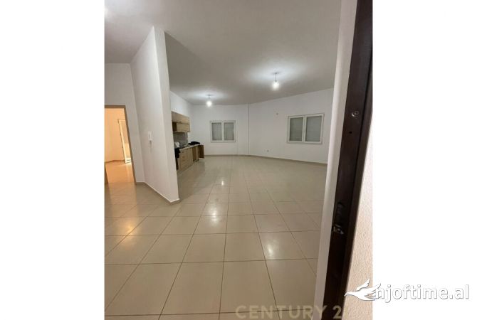 Shtepi me qera 2+1 ne Tirane - 500 Euro