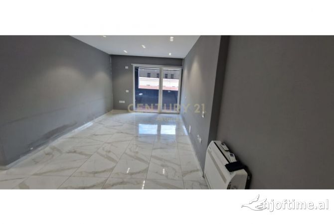 Ambient biznesi me qera 1+1 ne Tirane - 1,800 Euro