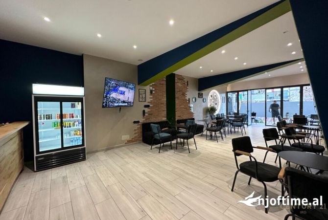 Jepet me qira Njesi Komerciale tek Ish stacioni fundit Tiranes te re, Prane Square 21!
