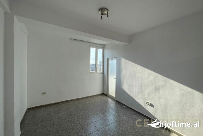 Shtepi ne shitje 2+1 ne Tirane - 120,000 Euro