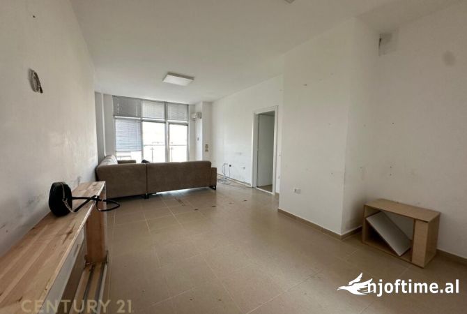 Shtepi ne shitje 2+1 ne Tirane - 285,000 Euro