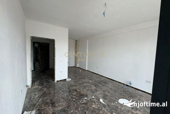 Shtepi me qera 1+1 ne Tirane - 800 Euro