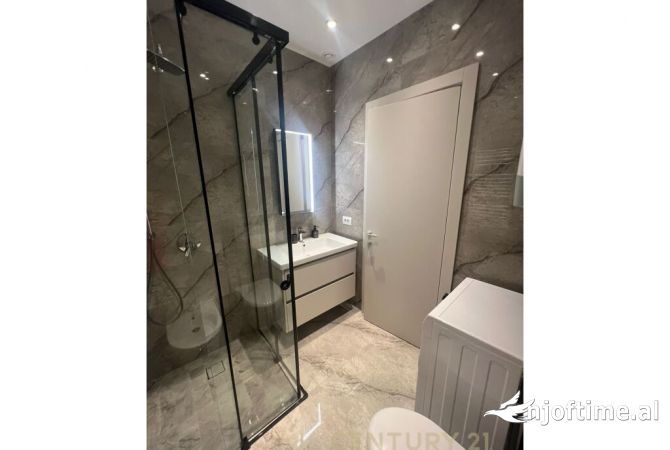 House for Rent 1+1 in Tirana - 800 Euro