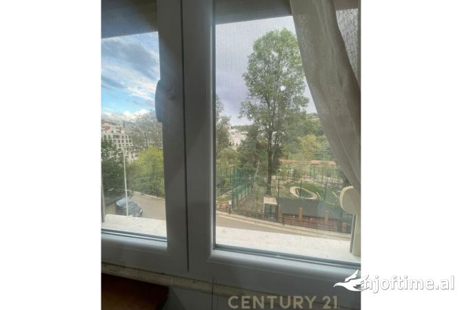 Shtepi me qera 2+1 ne Tirane - 600 Euro