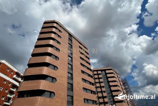 Shtepi me qera 2+1 ne Tirane - 920 Euro