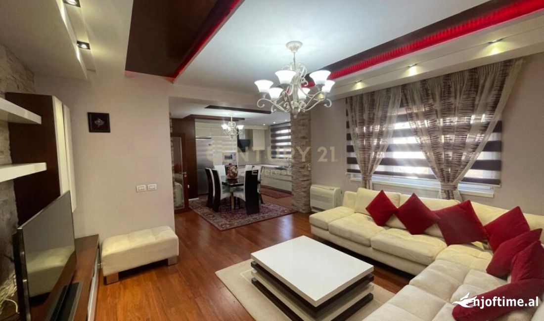 Shtepi me qera Apartament ne Tirane, 2+1, Mobilimi E mobiluar, Pagesa 900  Euro.