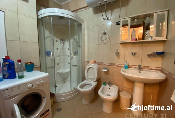 Shtepi me qera Apartament ne Tirane, 1+1, Mobilimi E mobiluar, Pagesa 600  Euro.