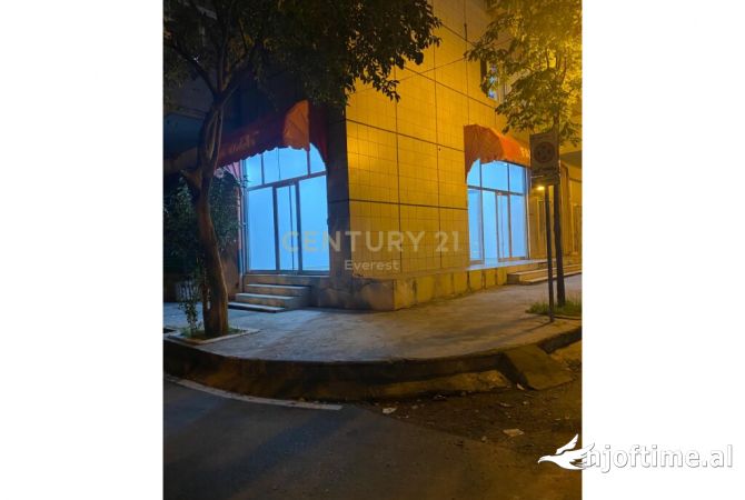 Ambient biznesi me qera 1+1 ne Tirane - 500 Euro