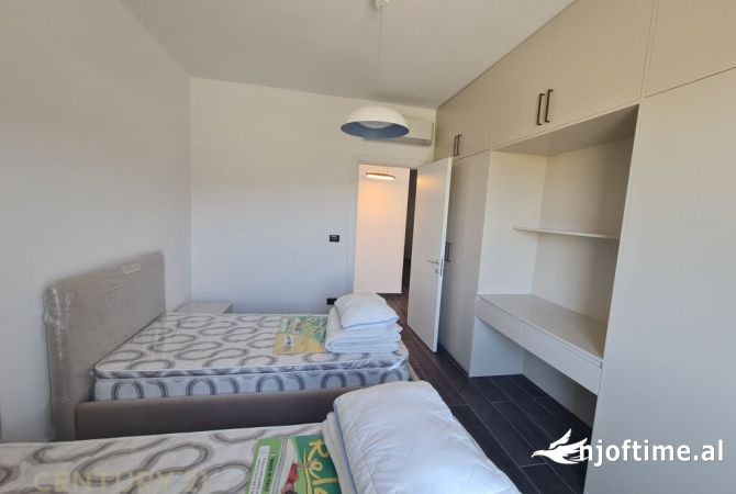 Shtepi me qera 2+1 ne Tirane - 1,600 Euro