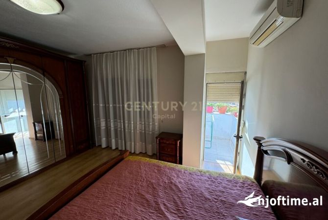 Shtepi me qera Apartament ne Tirane, 2+1, Mobilimi E mobiluar, Pagesa 700  Euro.