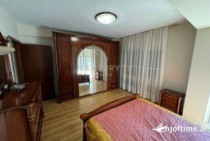 Shtepi me qera Apartament ne Tirane, 2+1, Mobilimi E mobiluar, Pagesa 700  Euro.