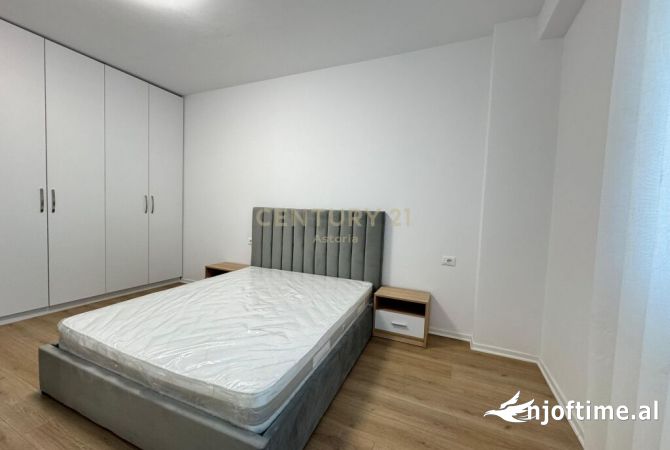 Shtepi me qera Apartament ne Tirane, 2+1, Mobilimi E mobiluar, Pagesa 550  Euro.