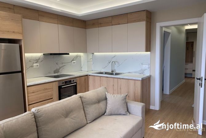 Shtepi me qera 2+1 ne Tirane - 650 Euro