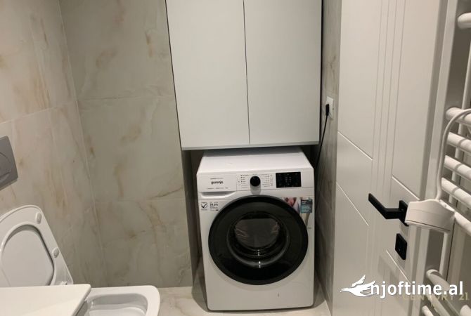 Shtepi me qera Apartament ne Tirane, 2+1, Mobilimi E mobiluar, Pagesa 650  Euro.