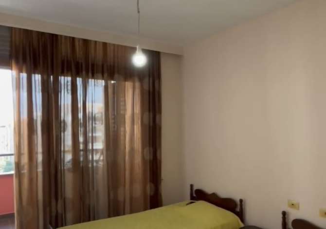 Shtepi me qera 2+1 ne Tirane - 400 Euro
