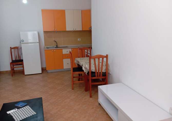 Shtepi me qera 1+1 ne Tirane - 380 Euro
