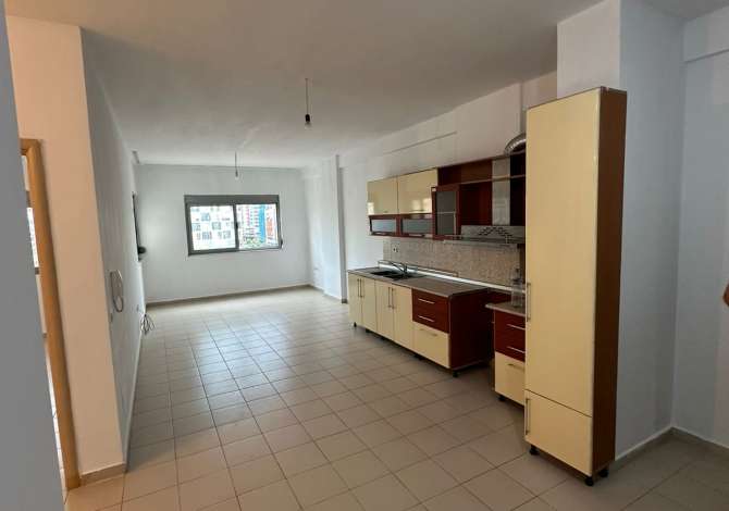 Shtepi ne shitje 2+1 ne Tirane - 116,600 Euro