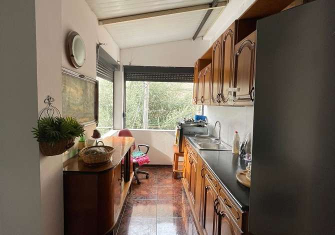 Shtepi me qera 2+1 ne Tirane - 650 Euro