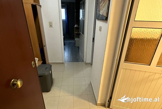Shtepi me qera 2+1 ne Tirane - 700 Euro