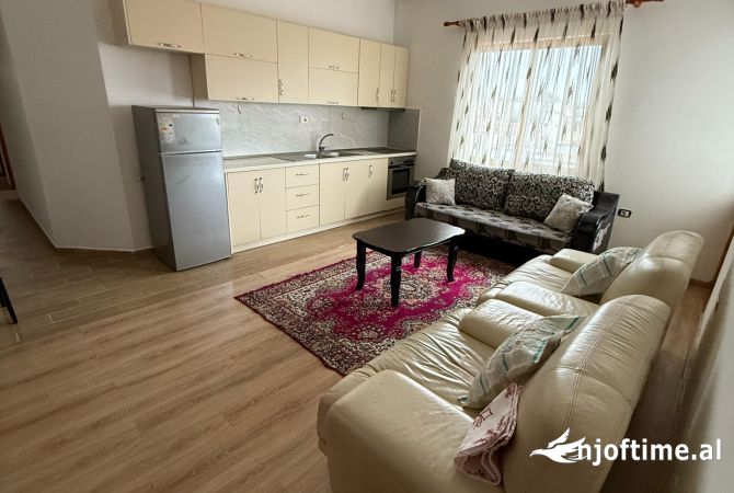 Casa in affitto 2+1 a Tirana - 350 Euro