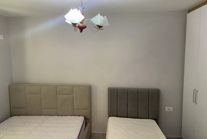 Shtepi me qera 1+1 ne Tirane - 350 Euro