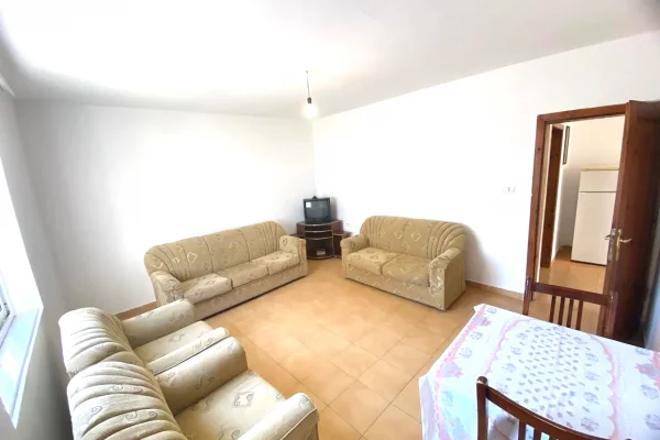 House for Rent 1+1 in Tirana - 30,000 Leke