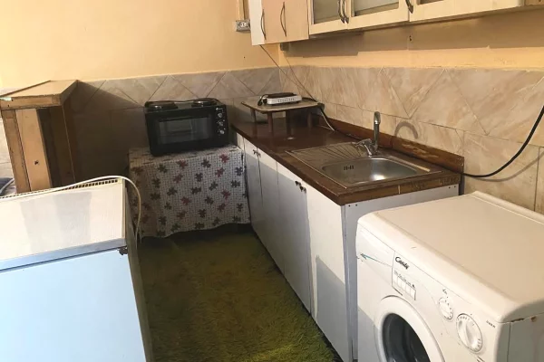 House for Rent 1+1 in Tirana - 30,000 Leke
