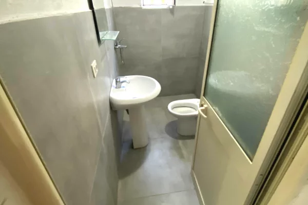 Shtepi me qera Garsoniere ne Tirane - 20,000 Leke