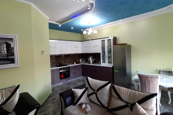 Shtepi me qera 3+1 ne Tirane - 133 Euro