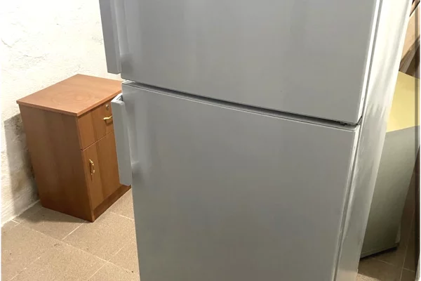 Shtepi me qera Shtepi Private ne Tirane, 1+1, Mobilimi E mobiluar, Pagesa 250  Euro.