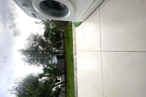 Casa privata/Indipendente in affitto a Tirana Garsoniere, Arredato