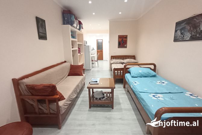 Shtepi me qera Garsoniere ne Tirane - 5,000 Euro