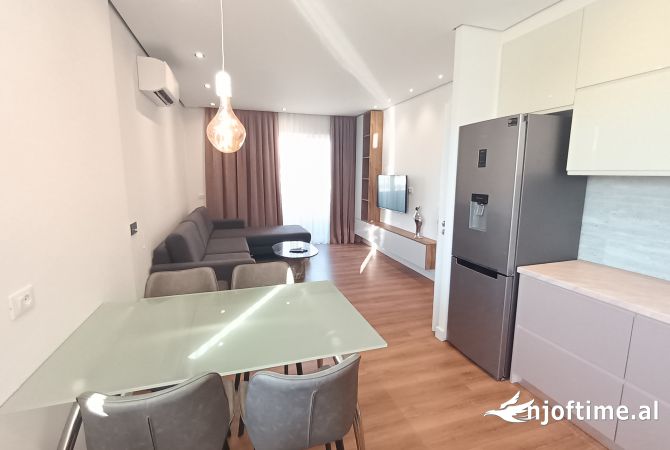 Shtepi me qera 2+1 ne Tirane - 550 Euro