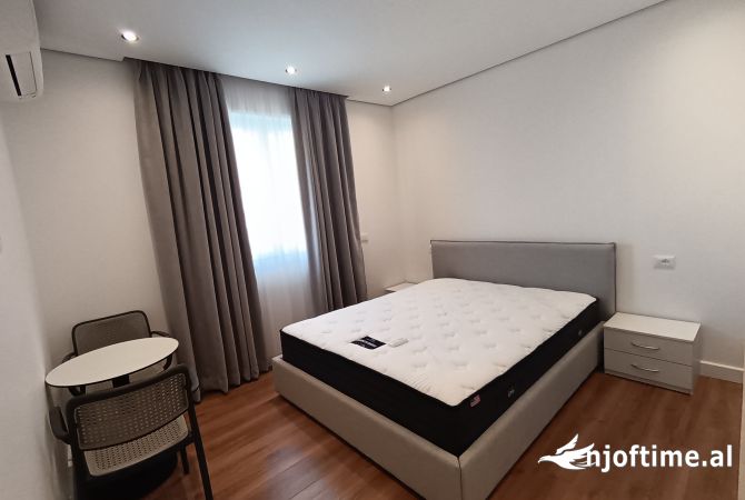 Shtepi me qera Apartament ne Tirane, 2+1, Mobilimi E mobiluar, Pagesa 550  Euro.